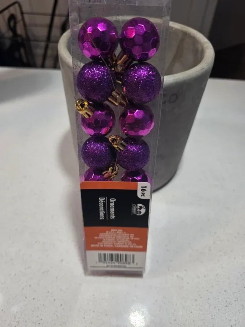 Mini ornament